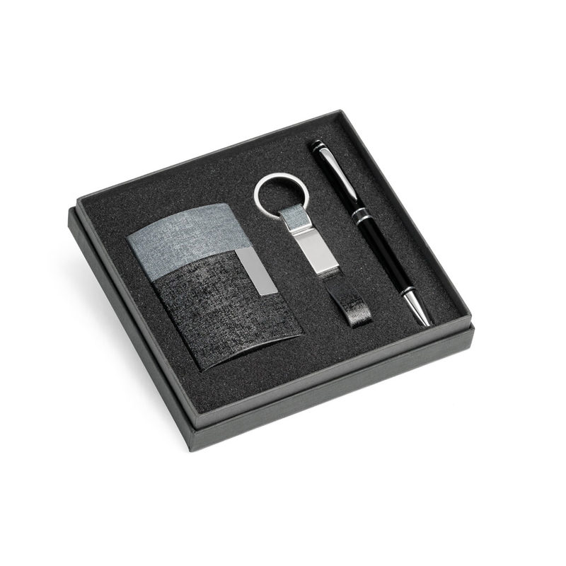Kit de porta cartões, chaveiro e caneta esferográfica em c.sintético, metal e alumínio