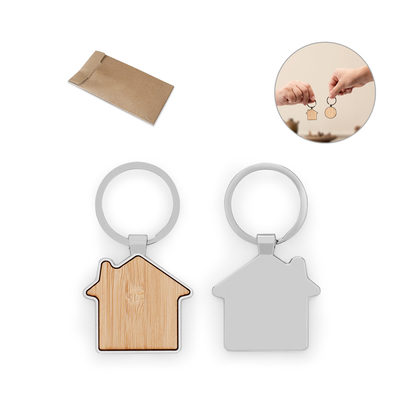 Chaveiro em ferro com formato de casa em zinco e bambu